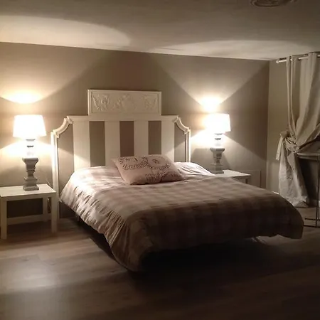 Apartment 5